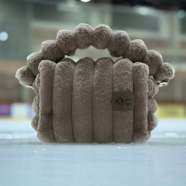 Fluffy vanity bag AME
